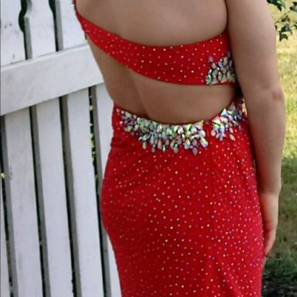 Red prom dress